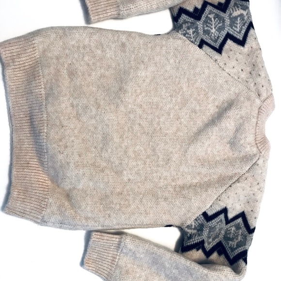 High Quality soft and comfy pull over for boy/girls cotton and wool. - Picture 4 of 11